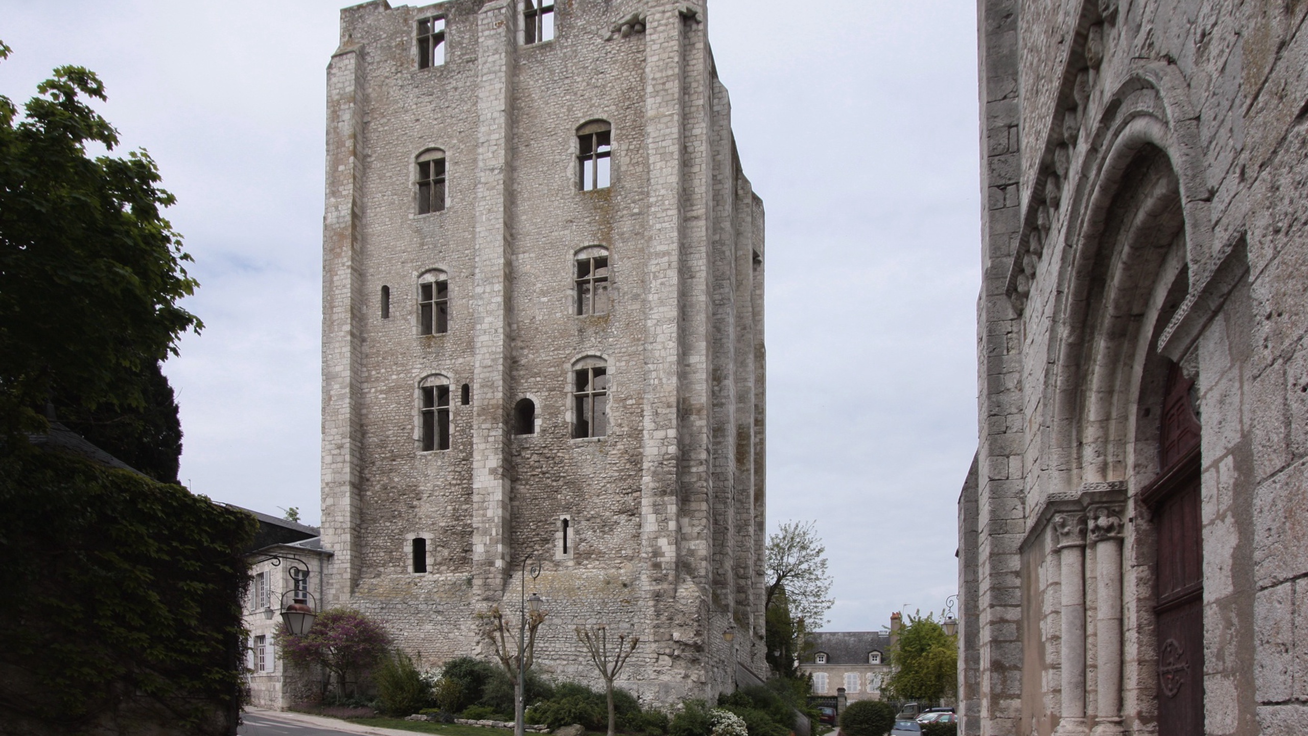 Beaugency Caesar's Tower - Beaugency