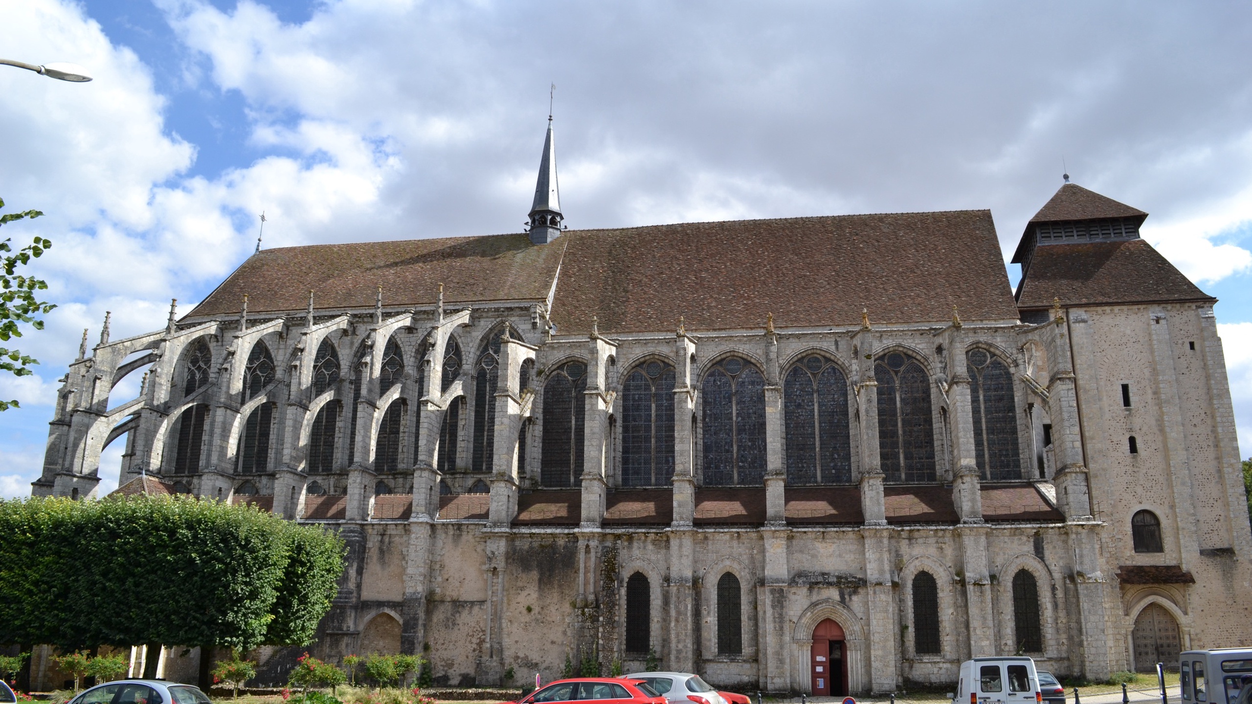 Loire Valley and Chartres in two weeks