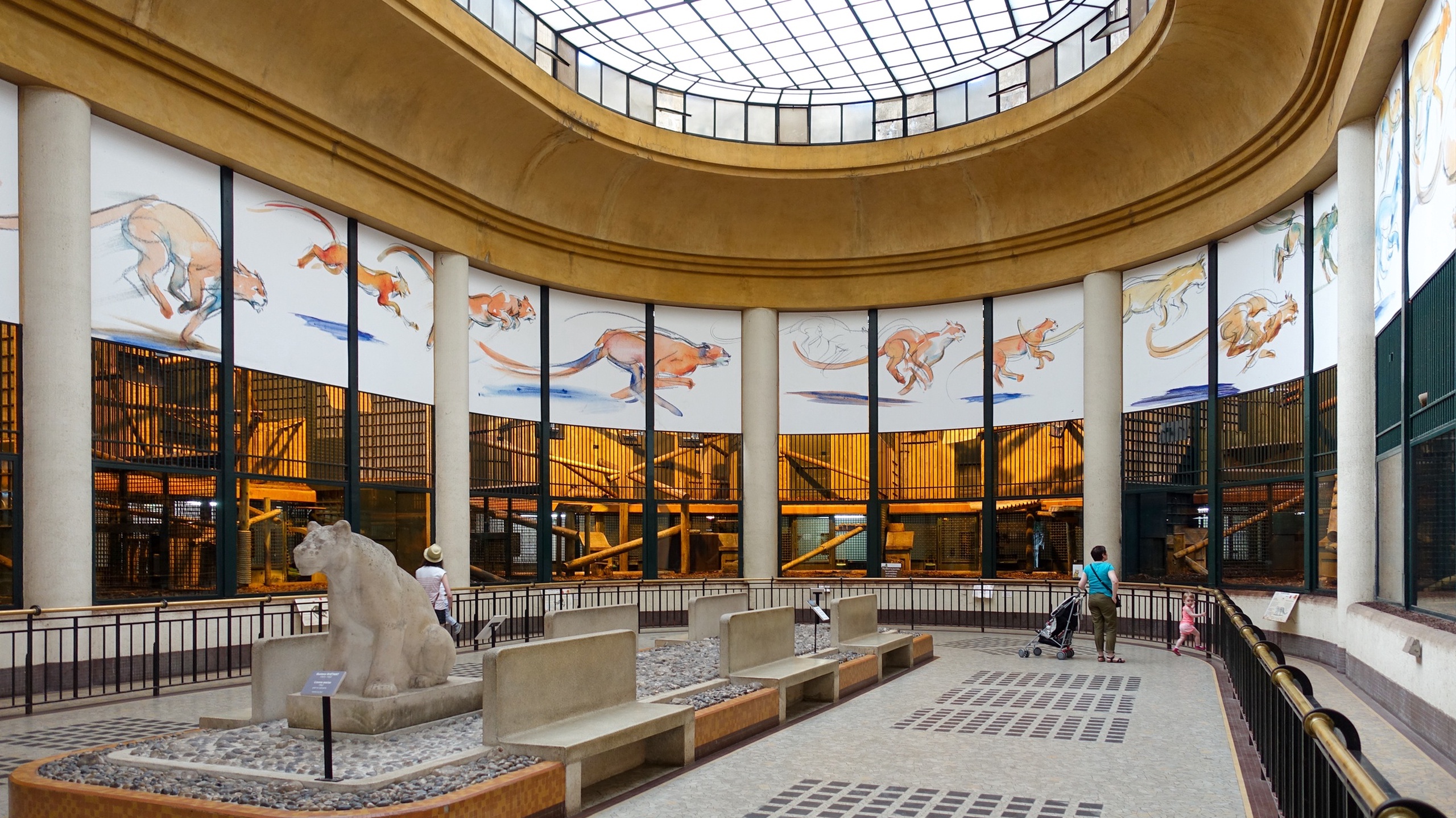 La Ménagerie: The Zoo of the Botanical Garden - Paris