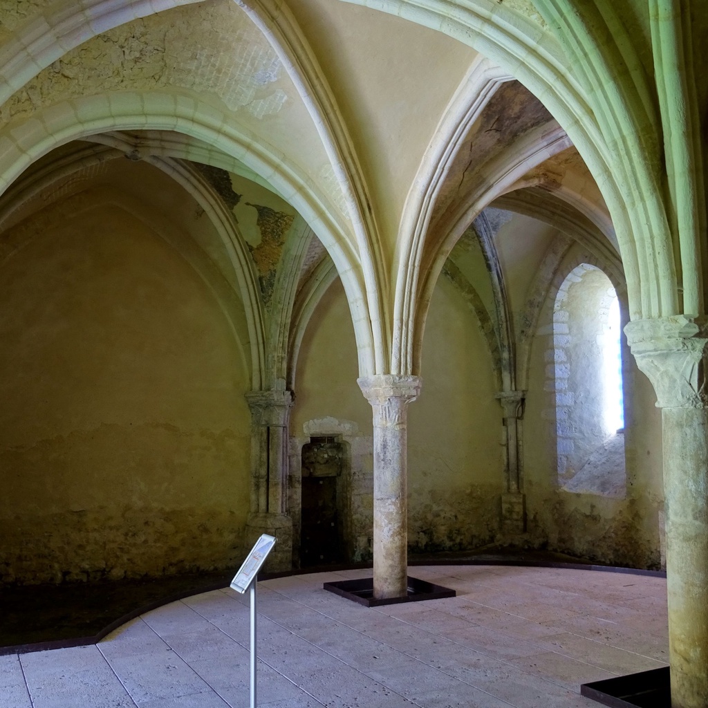 Prieuré Saint-Ayoul