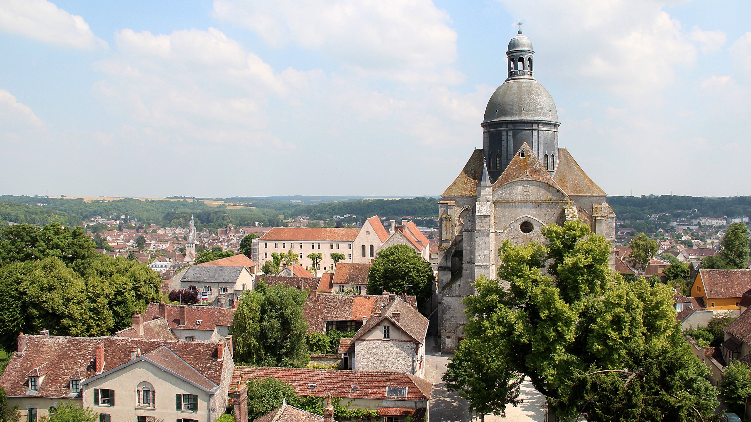 Saint-Quiriace Collegiate Church - Provins